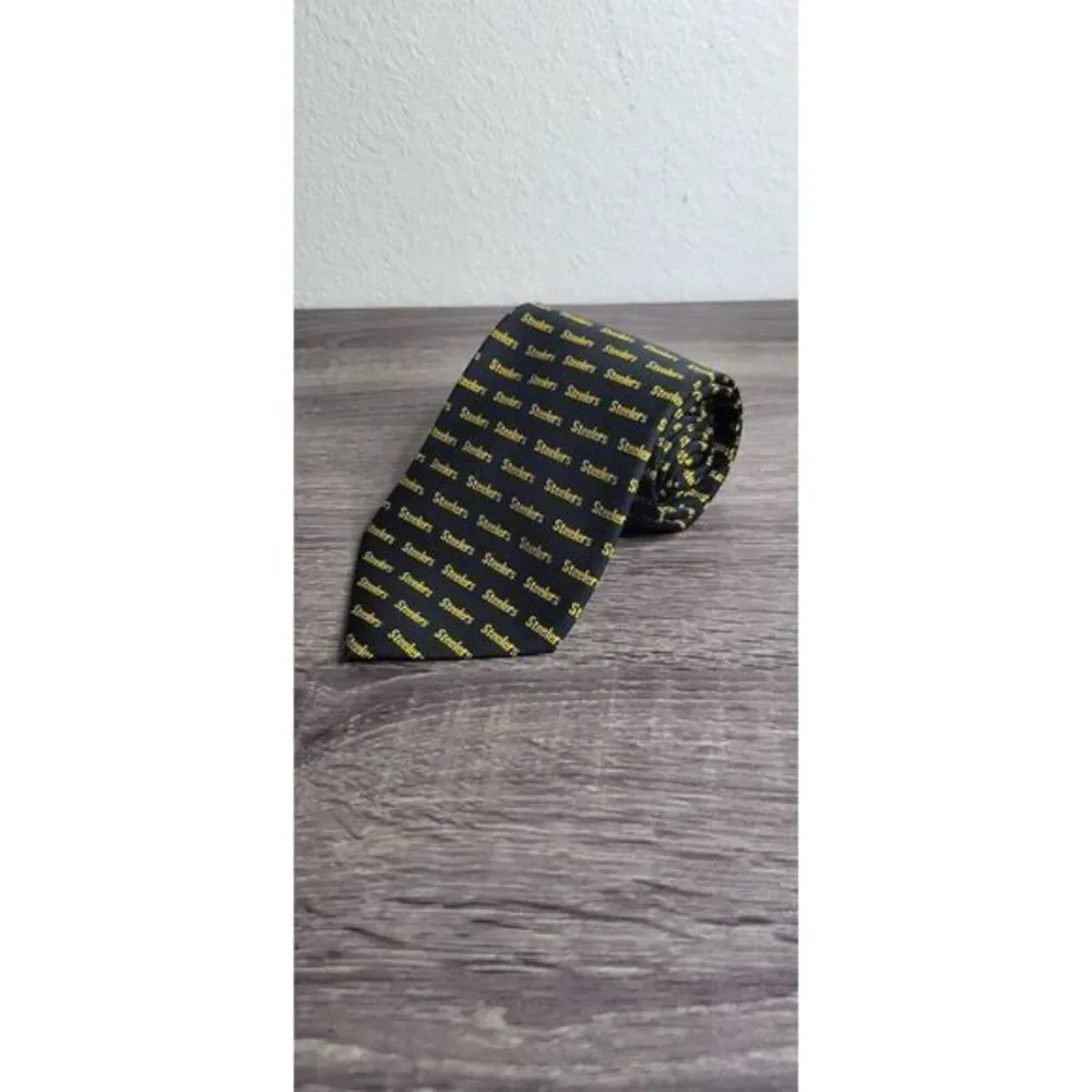Vintage Pittsburgh Steelers Tie STEEL CURTAIN NFL Polyester Dry Clean Only.